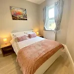 Elegant Penthouse In Town Centre