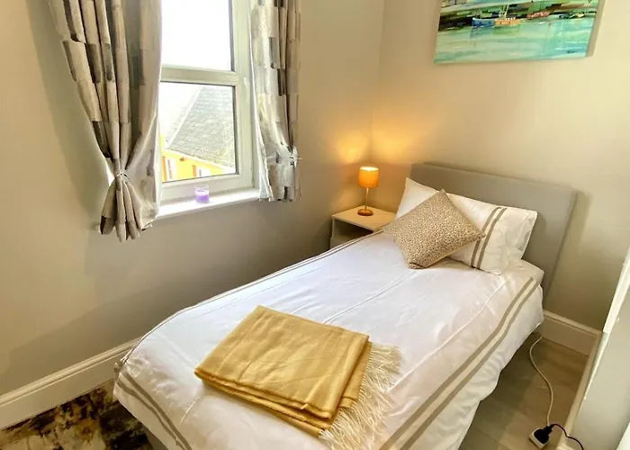 Elegant Penthouse In Town Centre