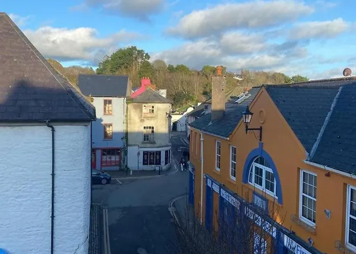 Elegant Penthouse In Town Centre Апартаменты Кинсэйл