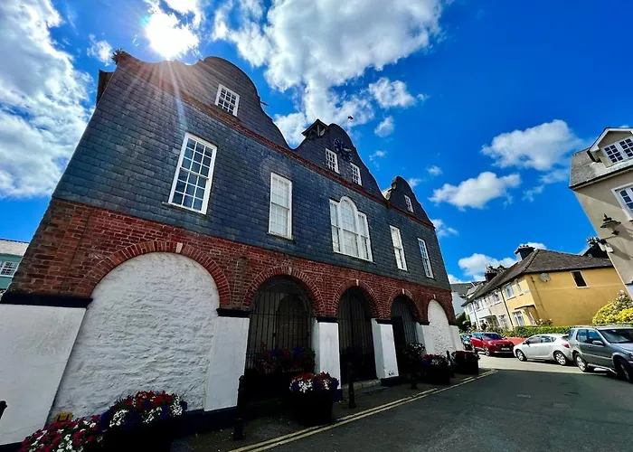 Elegant Penthouse In Town Centre Апартаменты Кинсэйл